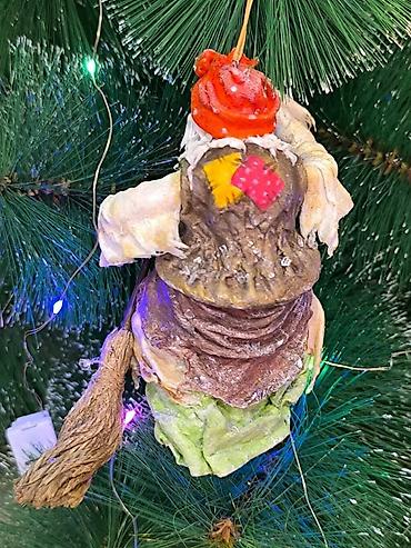 Подарки и сувениры: Баба Яга — подвесная игрушка ручной работы | интерьерный декор — 8