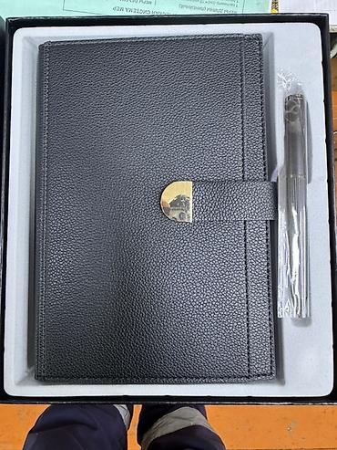 Канцтовары: Подарочный набор для офиса/деловых встреч Состав набора: - Ежедневник — 4