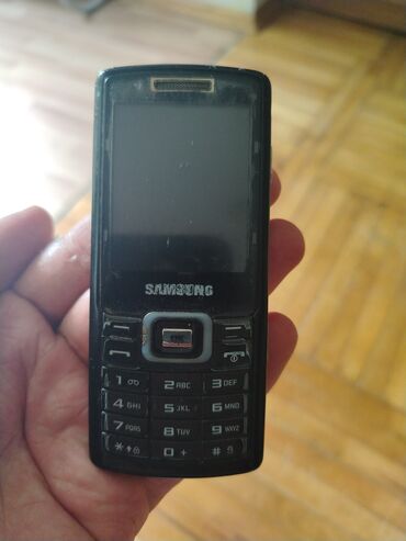 samsung 53: Samsung B7300 Omnia Lite, 2 GB, rəng - Qara, İki sim kartlı