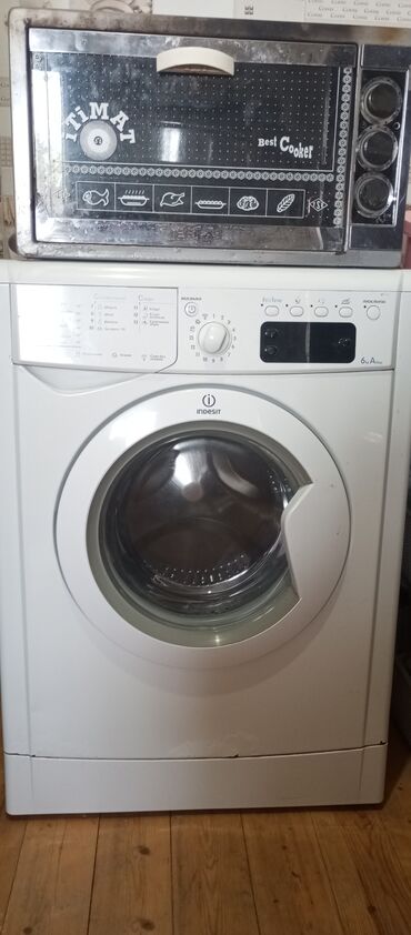Стиральная машина Indesit, 6 кг, Б/у, Автомат, Есть сушка, Нет кредита, Самовывоз