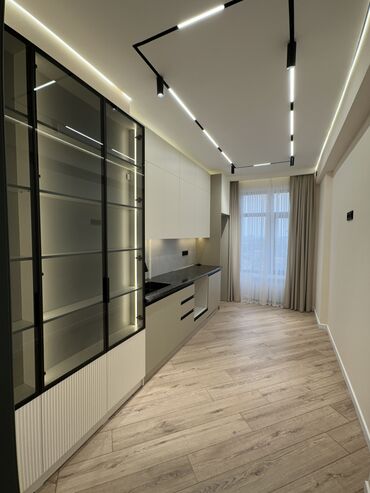 1 комнатная квартира 8 мкр: 2 комнаты, 57 м², Элитка, 12 этаж, Дизайнерский ремонт