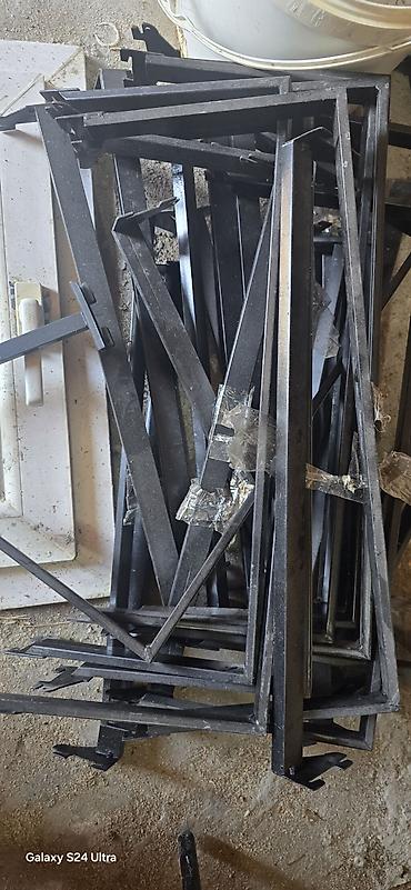 Оборудование для магазинов: Mağaza avadanlığı – asqı və rəf sistemi üçün metal aksesuarlar dəsti — 8
