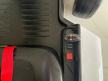 Uşaq üçün elektrik maşınları: 4 ədəd var isdiyən olsa cuzi endirim olacaq. Tək tək də satılır — 5