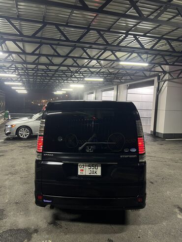 Honda: Honda Stepwgn: 2003 г., Автомат, Бензиновая, Минивэн — 3