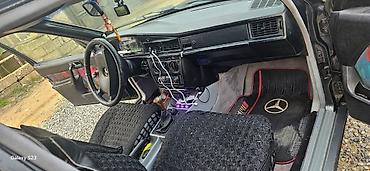 190 ehtiyat: Mercedes-Benz 190 (W201) sedan - Kuzov: 4 qapılı sedan, qara rəng - — 8