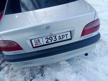 lend kruzer 200: Toyota Avensis: 2001 г., 1.8 л, Механика, Газ, Седан