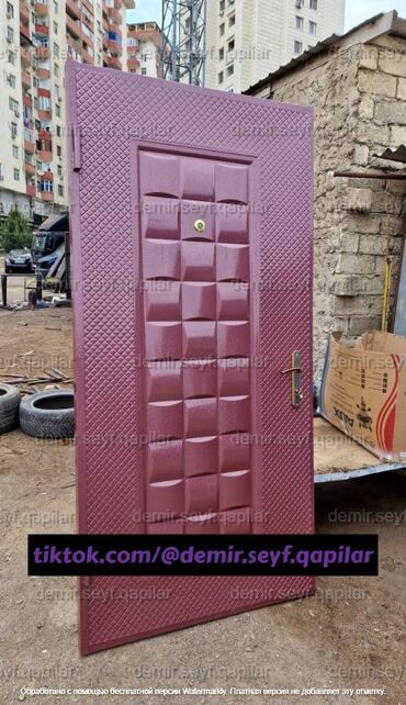 Giriş qapıları: Seyf qapılar Münasib qapılar Dəmir qapı Ev qapıları Çol qapısı -da lalafo.az — 19 Giriş qapıları: Seyf qapılar Münasib qapılar Dəmir qapı Ev qapıları Çol qapısı — 19