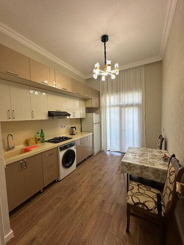 Сниму квартиру: 2 otağ 8ci mertebe panaramalı içi dolu mənzil. Kristal Abşeron