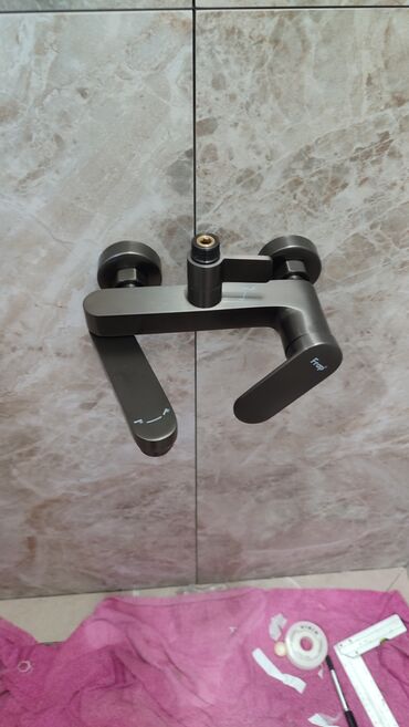 Укладка плитки: Подготовка стен для укладки, Подготовка стен для грунтовки, Резка плитки | Керамическая плитка, Керамогранитая плитка, Мозаичная плитка | Вертикальная укладка, Диагональная укладка, Горизонтальная укладка Больше 6 лет опыта — 25