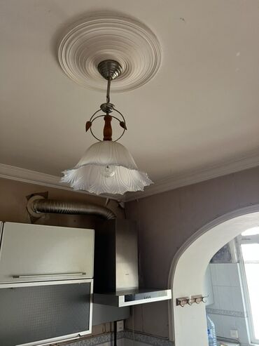 metbex ucun cilciraqlar: Çılçıraq, 1 lampa, Şüşə