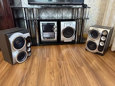 ses dinleyici cihaz: Samsung ev audio sistemi,tv altdigi — 2