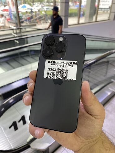 Apple iPhone: IPhone 14 Pro, Б/у, 128 ГБ, Черный, 84 %