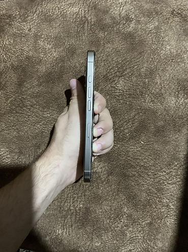 iphone 4 azul: IPhone 16 Pro, 256 GB, Desert Titanium, Kredit, Simsiz şarj, Face ID — 5