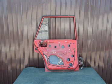 Другие детали кузова: Мазда 1990г — 7