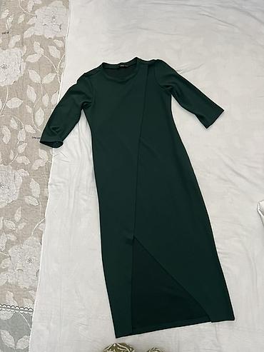 Другая женская одежда: От 1000 сом Лот одежды (4 вещи) 1) Белая куртка в стиле байкер: - — 9