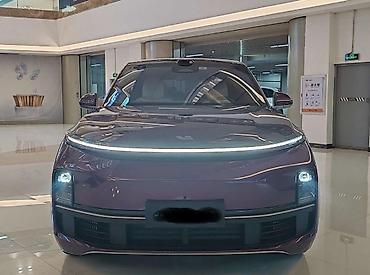 Lixiang: Lixiang L9: 2025 г., 1.5 л, Электромобиль, Кроссовер — 1