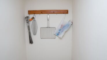 Uzunmüddətli kirayə evlər: Novxanıda gözəl həyəti, hovuzu, həyətdə besedkası olan ikimərtəbəli — 25