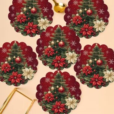 Praznična dekoracija: Novogodišnji podmetači za sto Cena 1200din/4kom Poručuje se isporuka — 6