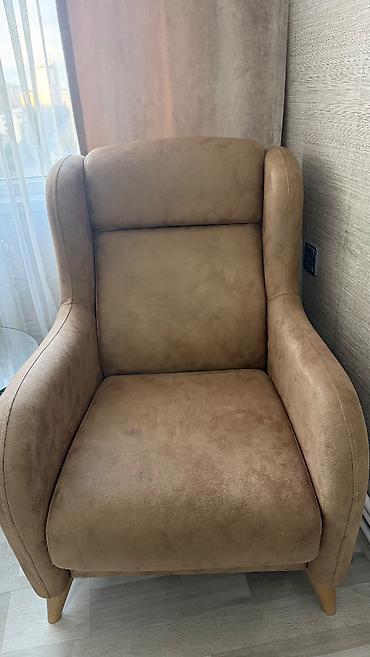 kreslo islenmis: İşlənmiş, Divan-kravat, 2 kreslo, Bazalı, Açılan — 4