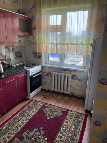 кто хочет обменять квартиру на дом: 2 комнаты, 50 м², 105 серия, 5 этаж