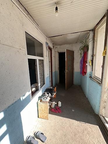 политех: Продаю дом барачного типа, 4 комнатная, канализация центральная, рядом — 5