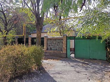 Продается Дом в Кара-балте. Участок 7 соток. Квадратный