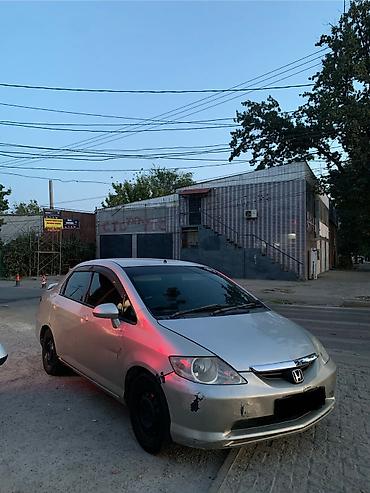 фит российский номер: Honda Fit: 2003 г., 1.5 л, Вариатор, Бензин, Седан — 3