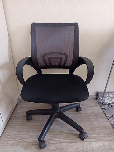 herman miller бу: Комплект офисной мебели, Б/у, Кресло, Пластик, цвет - Черный — 2