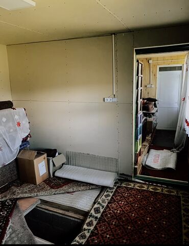 Продажа домов: Времянка, 50 м², 2 комнаты, Собственник, Старый ремонт at lalafo.kg — 4 Продажа домов: Времянка, 50 м², 2 комнаты, Собственник, Старый ремонт — 4