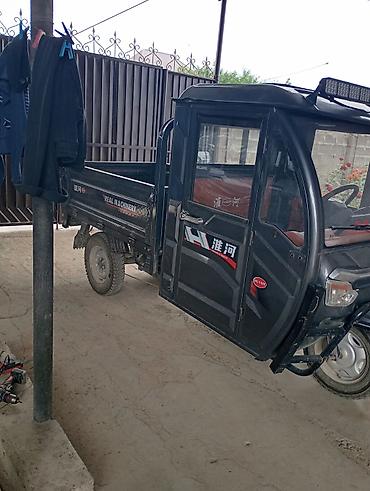 мото ролик: Грузовой трицикл HUAIHE (Real Machinery) с закрытой кабиной - Тип — 3