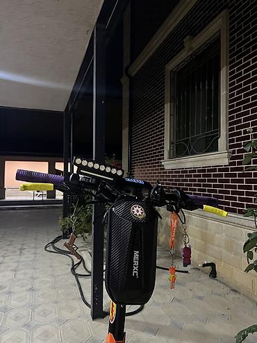 Elektrikli samokatlar: Yeni Elektrik samokat 10", > 1000 Vt, > 45 km/s — 7