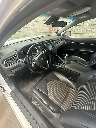 магнитолы для авто: Toyota Camry: 2018 г., 2.5 л, Автомат, Бензин, Седан — 4