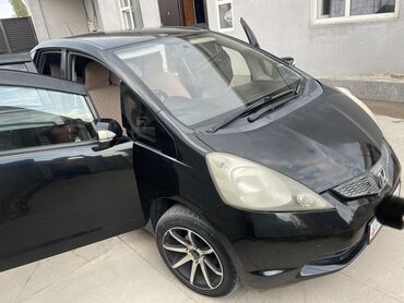 Honda: Honda Fit: 2008 г., 1.3 л, Автомат, Бензиновая, Хэтчбэк — 5
