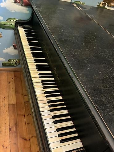 ronisch piano: S. Günther “Breveté Bruxelles” qrand piano - Marka/model: S. Günther — 3