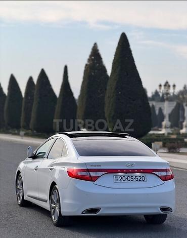 megane disk: Hyundai Grandeur (Azera) – ağ rəng, sedan, geniş və komfortlu salon — 10