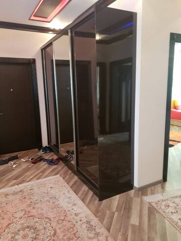 Uzunmüddətli kirayə mənzillər: 8 noyabr metrosuna yaxin tibb universitetinə yaxin 20 mertebeli — 5