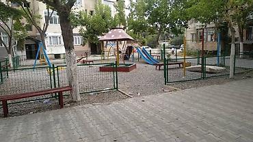 Продажа квартир: 3 комнаты, 70 м², Достук мкр Индивидуалка, 1 этаж, Требуется ремонт — 4