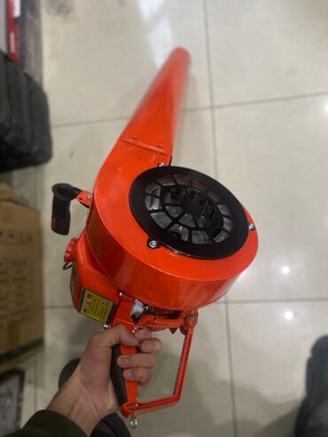 точтер: Бензиновый ручной воздуходув (воздушная вейка/дувка) для очистки lalafo.kg да точтер: Бензиновый ручной воздуходув (воздушная вейка/дувка) для очистки