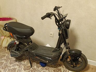 купить электромотоцикл в бишкеке: Электроскутер (городской мини-мопед) с педалями под ноги Основные