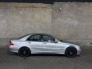 решотка на мерс: Mercedes-Benz C-Class: 2002 г., Седан — 3