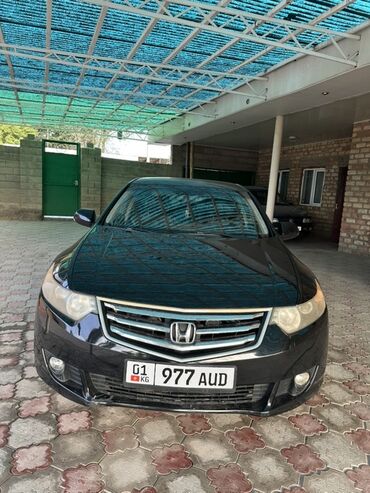кузов гольф 4 с документами: Элегантный седан Honda Accord черного цвета, модель 2 годов, с