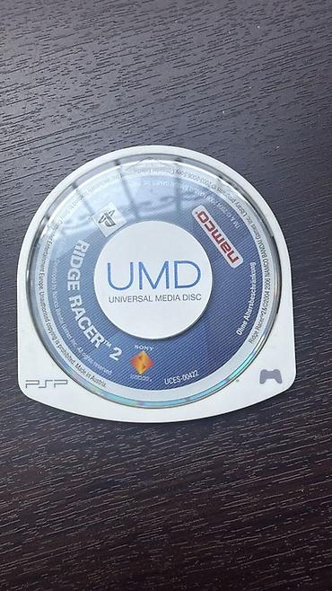 sərt disk: PSP üçün orijinal UMD oyun diskləri paketi Tərkib: - FIFA 09 (EA — 3