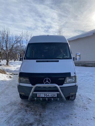 Автобусы и маршрутки: Автобус, Mercedes-Benz, 1998 г., 2.3 л, до 15 мест