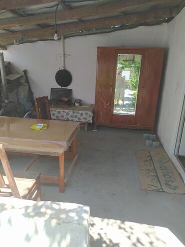 Bağ evlərinin kirayəsi: 30 kv. m, 1 otaqlı, Hovuzsuz, İnternet, Telefon, Qaz — 10