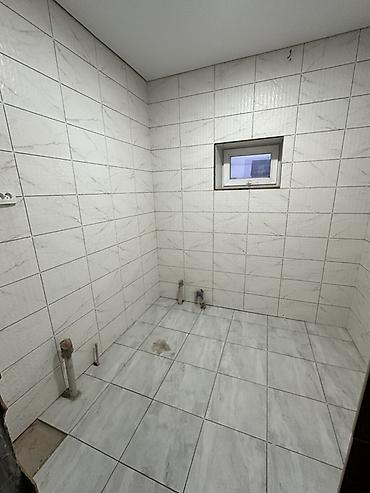 Продажа коттеджей и домов: Ак-Ордо 3 конушунан 2 кабаттуу үй сатылат ички ремонту толук бүтө — 4