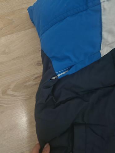 kaput za bebe devojcice: Zimska jakna sa kapuljačom vel 12 dvobojna tamnoplavo–plava sa — 2