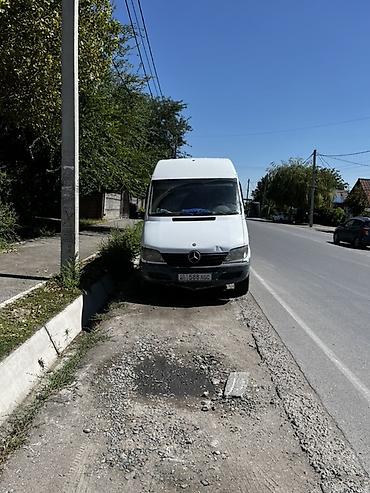 x class: Легкий грузовик, Mercedes-Benz, Б/у — 1