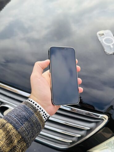 Apple iPhone: IPhone 12 Pro, 128 GB, Graphite, Simsiz şarj, Face ID — 16