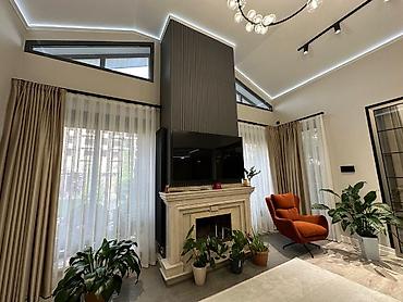 Продажа коттеджей и домов: Предлагается к продаже двухэтажный дом, расположенный в ж/м Ынтымак — 6