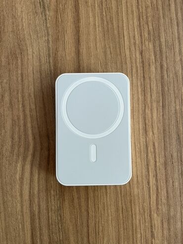 6d mark 2: Powerbank Apple, 10000 mAh, Yeni